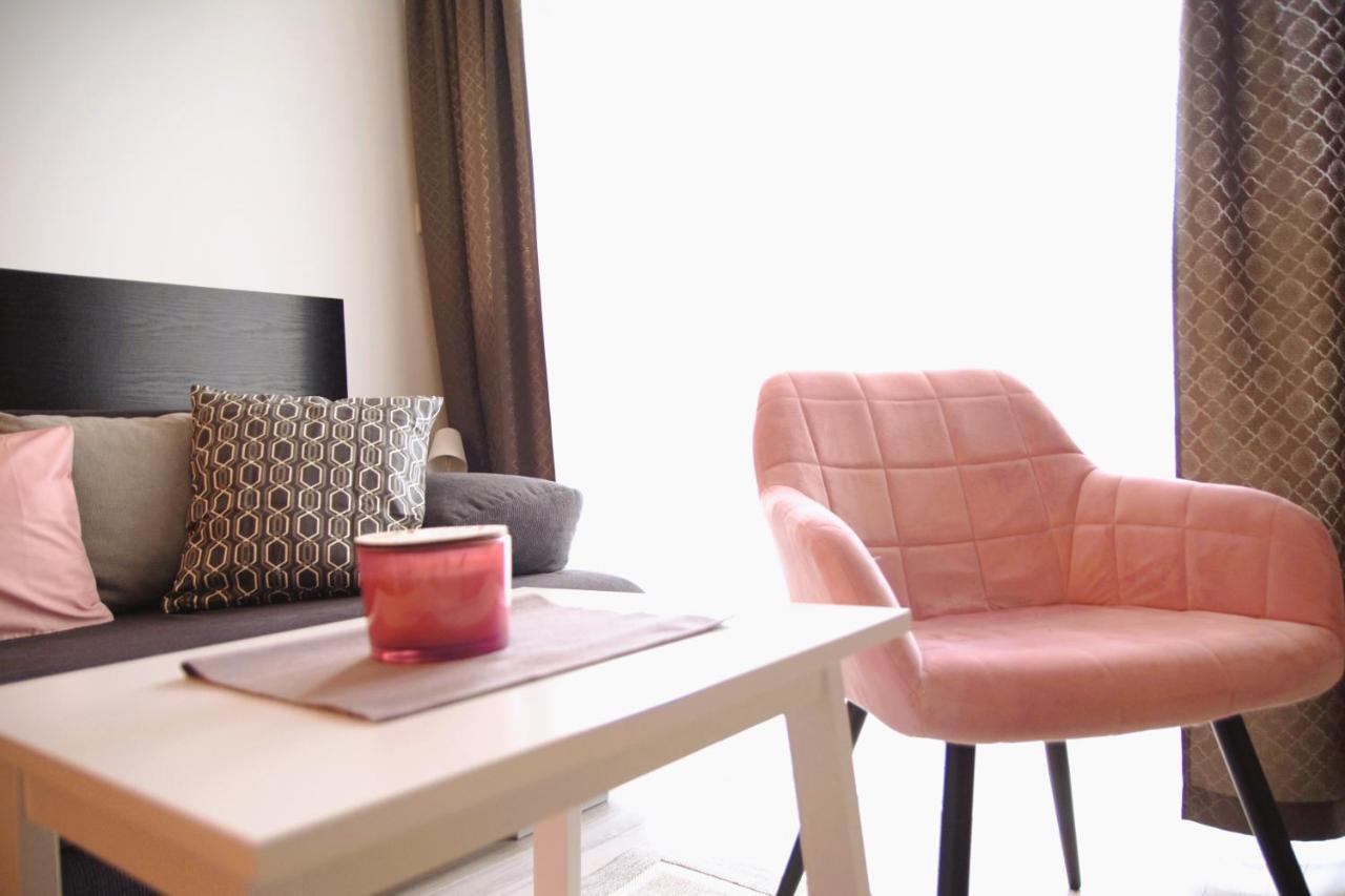 Tisza River Apartman Szeged Ngoại thất bức ảnh
